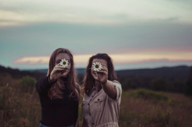 How Narcissistic Friends Really Respond to Your Success