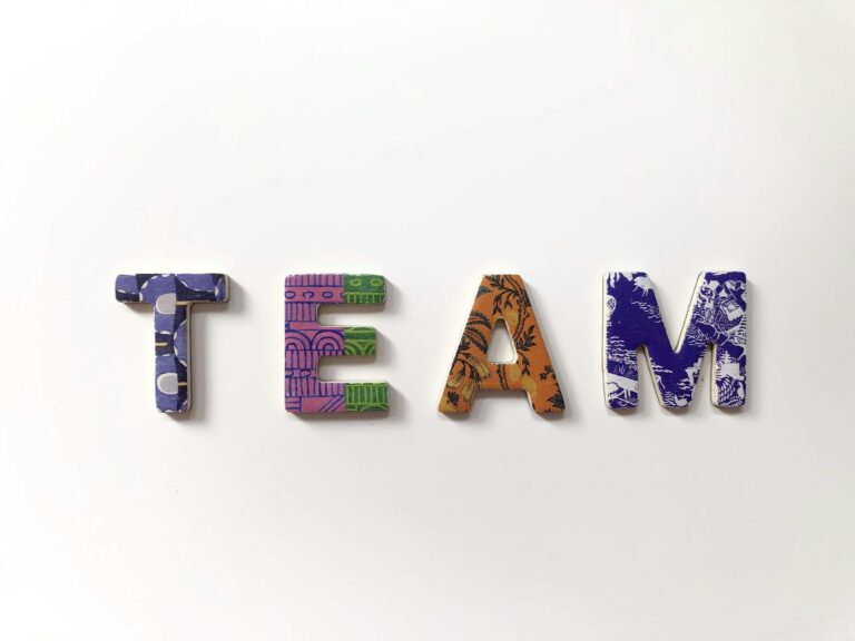How Narcissistic Behavior Slowly Destroys Team Spirit